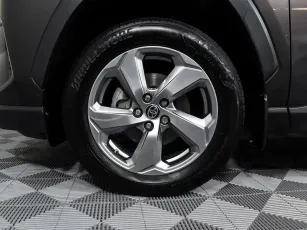 Toyota  9