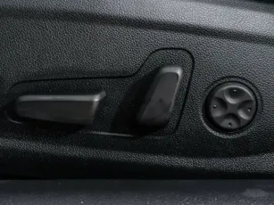 Kia  15