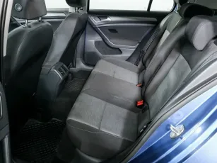Volkswagen  12