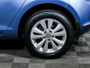Volkswagen  6