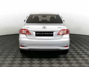 Toyota  6