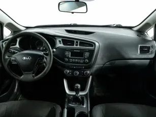 Kia  6