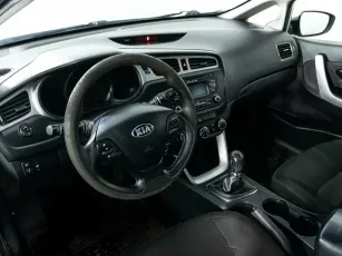 Kia  7