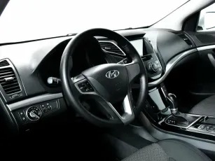 Hyundai  9