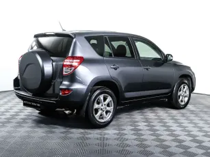 Toyota  5