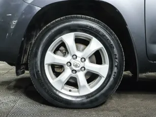 Toyota  7