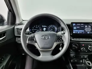 Hyundai  7