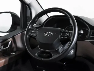 Hyundai  15