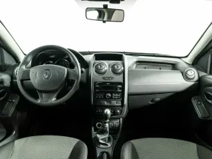 Renault  6