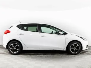 Kia  4