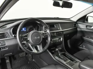 Kia  11