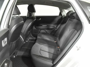 Kia  16