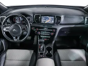 Kia  12