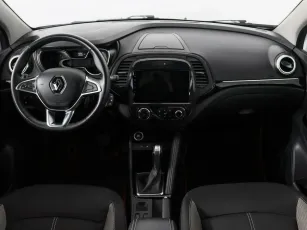 Renault  8