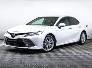 Toyota Camry,  VIII (XV70)