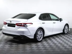 Toyota  3