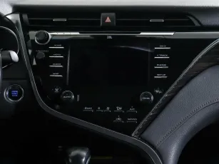 Toyota  8