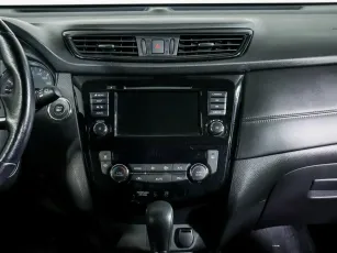 Nissan  9