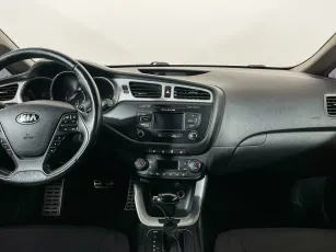 Kia  8