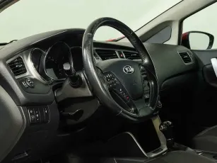 Kia  9