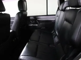 Mitsubishi  11