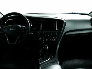 Kia  10