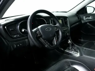 Kia  11