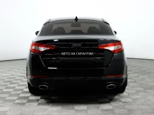 Kia  6