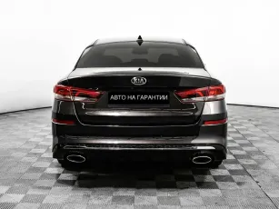 Kia  6