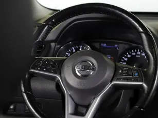 Nissan  12