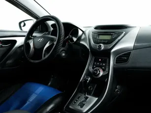 Hyundai  8