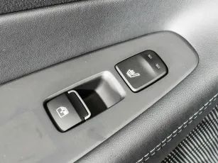 Hyundai  16