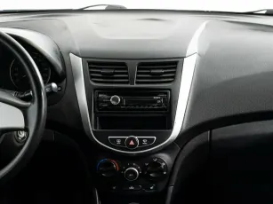 Hyundai  8