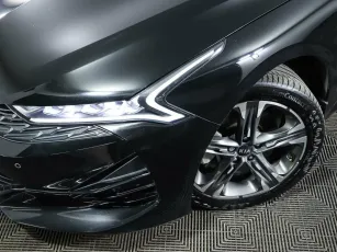 Kia  9