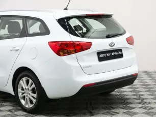 Kia  3