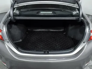 Toyota  16