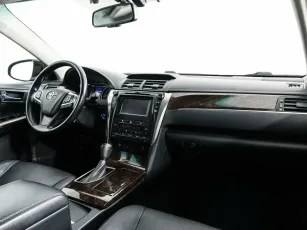 Toyota  7