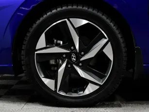 Hyundai  6