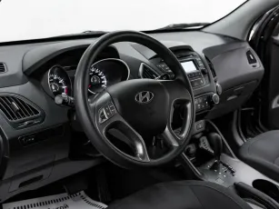 Hyundai  10