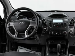 Hyundai  11