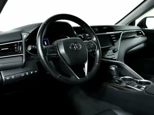 Toyota  11