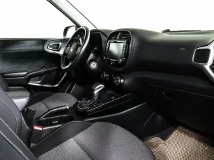 Kia  6