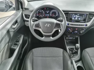 Hyundai  10