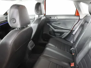 Volkswagen  10