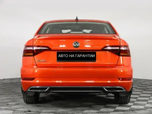 Volkswagen  4