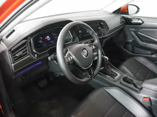 Volkswagen  6