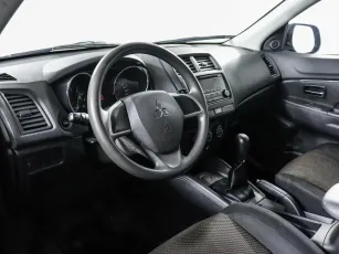 Mitsubishi  7