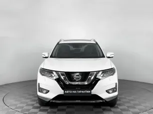 Nissan  2