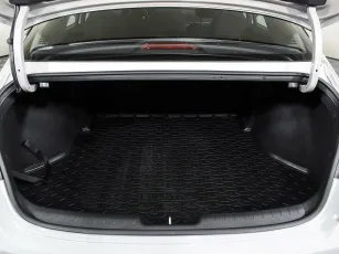 Hyundai  18