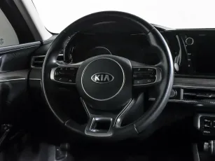 Kia  13